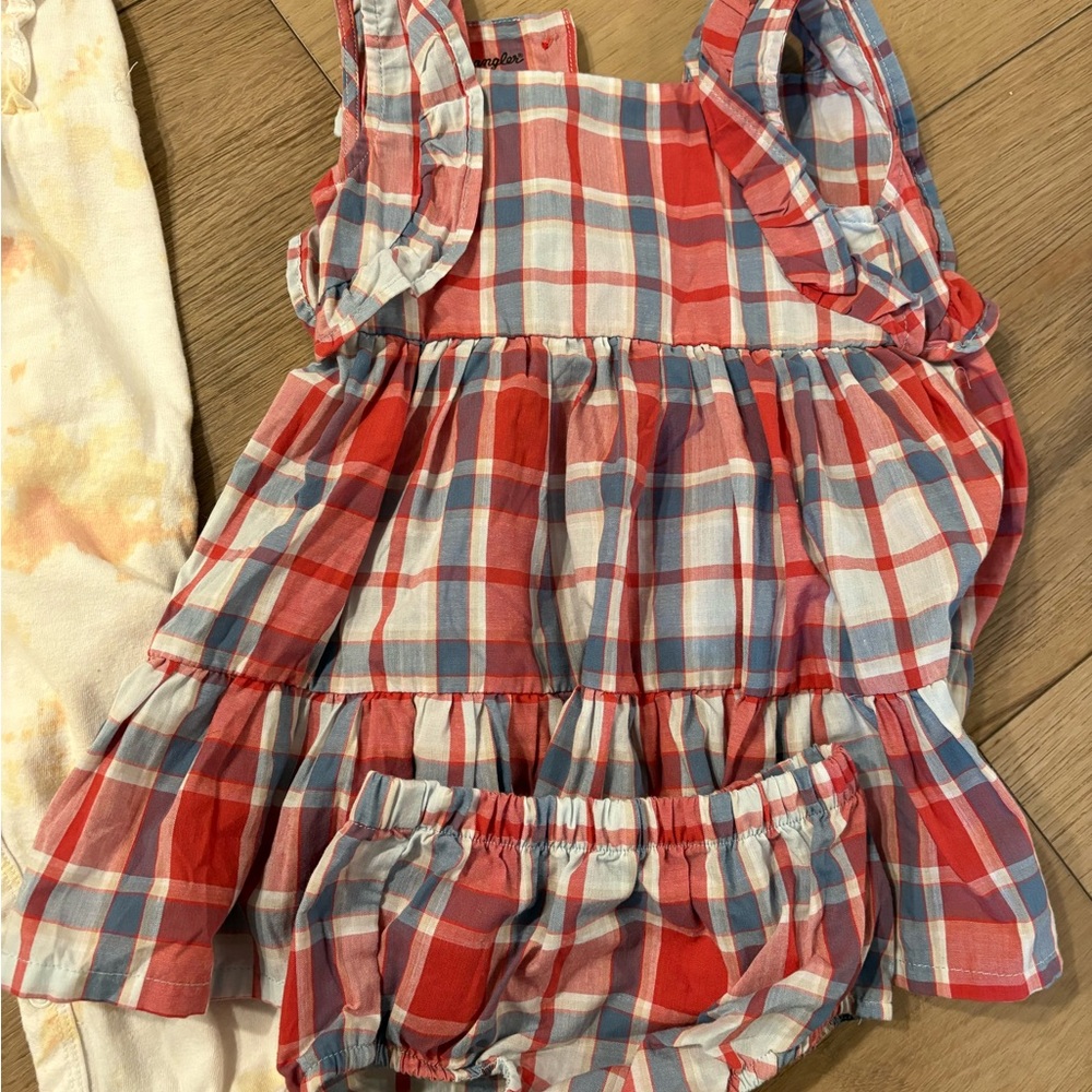 18M Spring/Summer Large Bundle - Picture 3 of 16